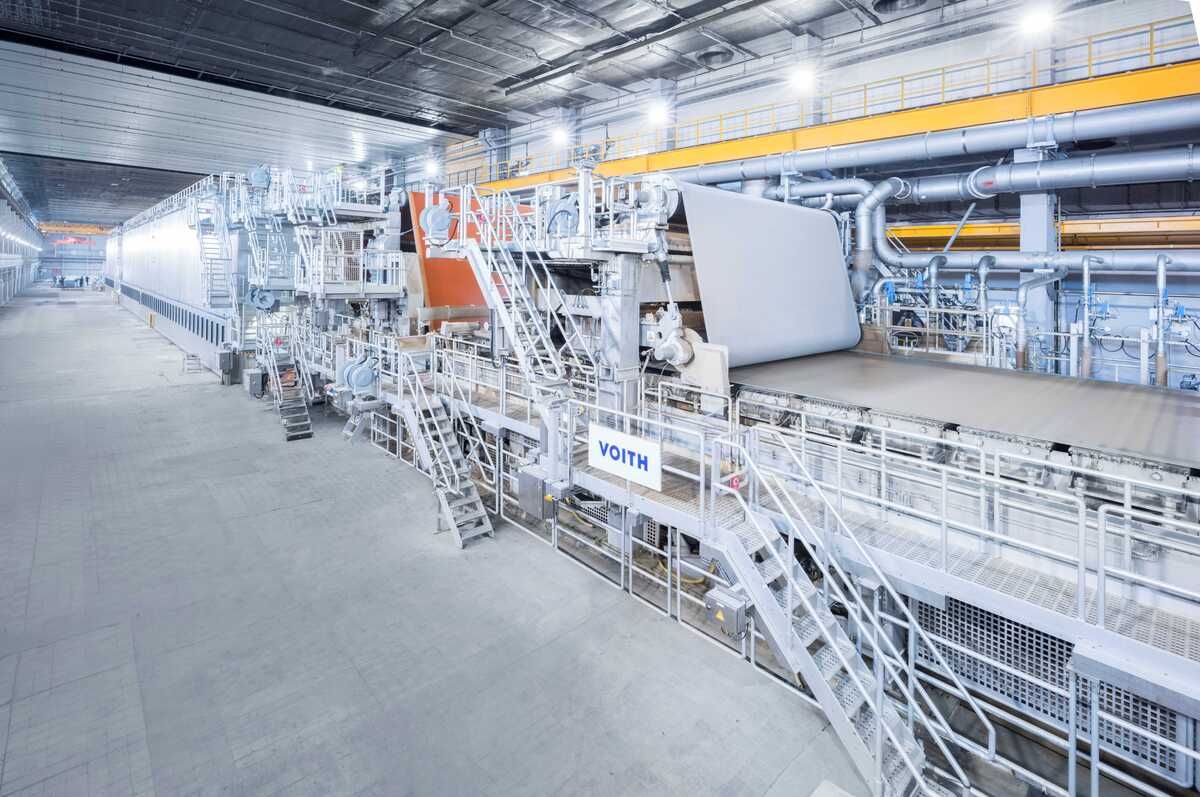 Voith liefert Technologien für erfolgreichen Umbau der PM 2 bei Schumacher Packaging in Myszków, Polen Voith liefert Technologien für erfolgreichen Umbau der PM 2 bei Schumacher Packaging in Myszków, Polen