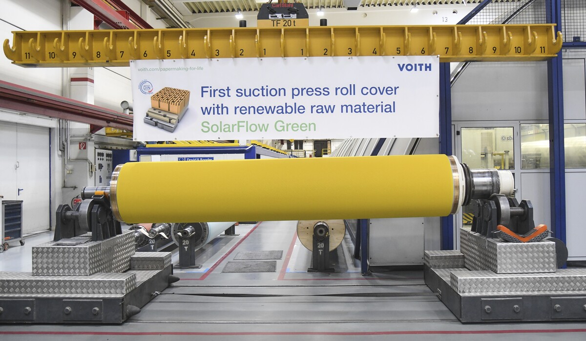SolarFlow Green from Voith is the first suction press roll cover to be certified according to DIN CERTCO for biobased products. SolarFlow Green from Voith is the first suction press roll cover to be certified according to DIN CERTCO for biobased products.