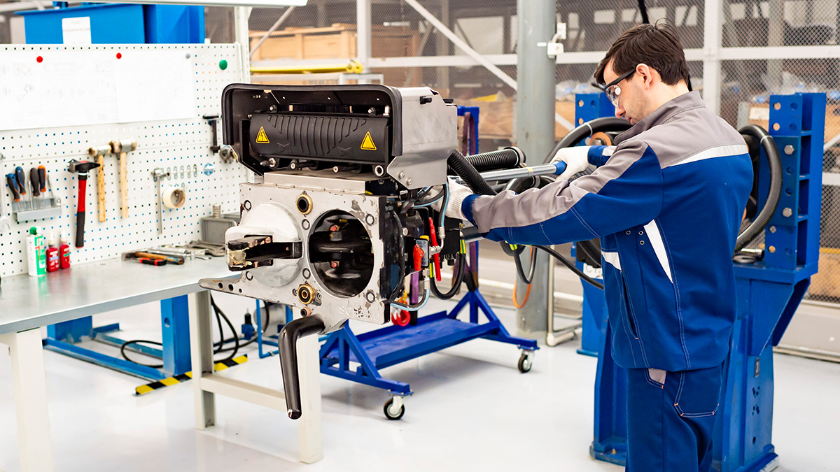 Voith will perform the overhauls locally in their plant in Kazan, Russia. Voith will perform the overhauls locally in their plant in Kazan, Russia.