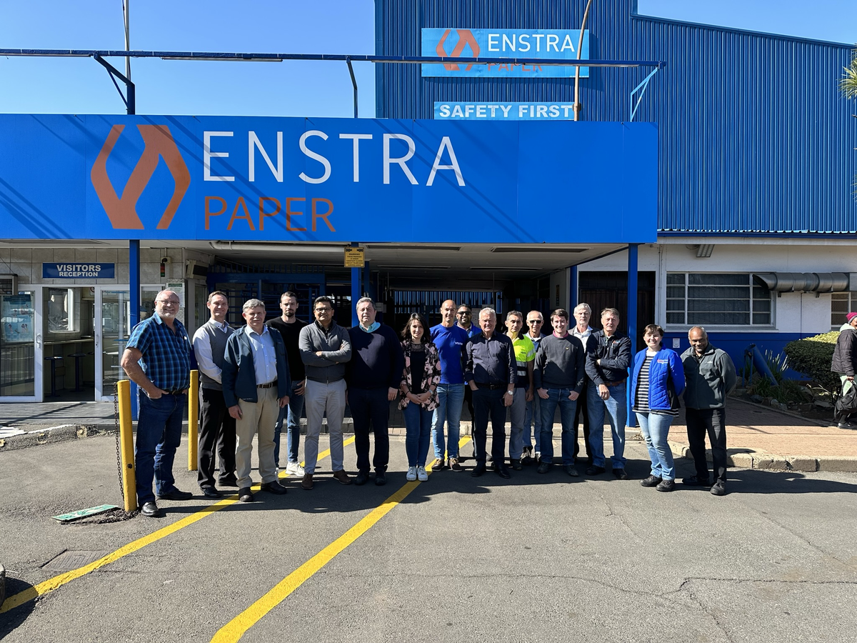 Enstra Paper engages Voith to supply a BlueLine OCC stock preparation line and perform a comprehensive rebuild on its PM 6 for packaging papers in Springs, close to Johannesburg, South Africa. Enstra Paper engages Voith to supply a BlueLine OCC stock preparation line and perform a comprehensive rebuild on its PM 6 for packaging papers in Springs, close to Johannesburg, South Africa.