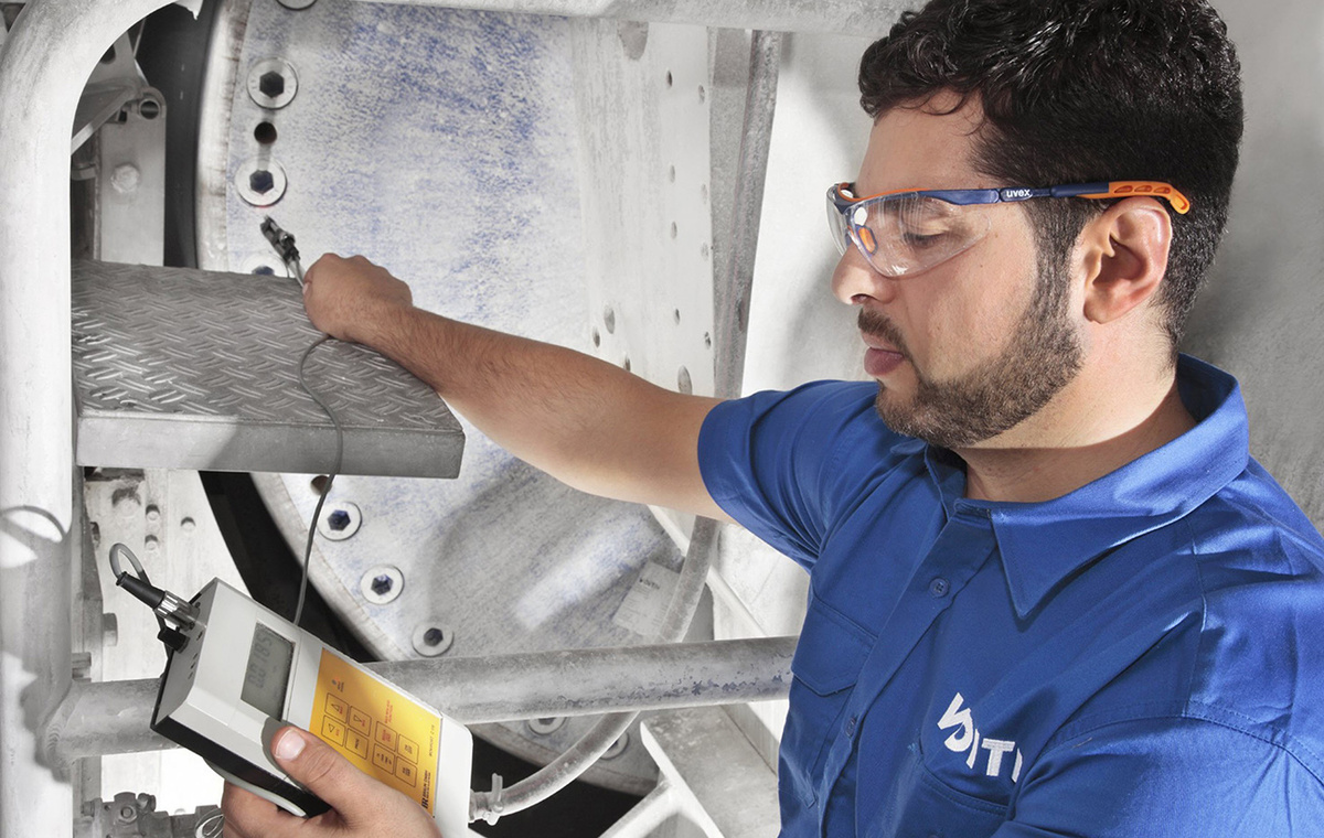 Through its Measurement and Diagnostic Services, Voith offers customized solutions for optimizing paper production. Through its Measurement and Diagnostic Services, Voith offers customized solutions for optimizing paper production.