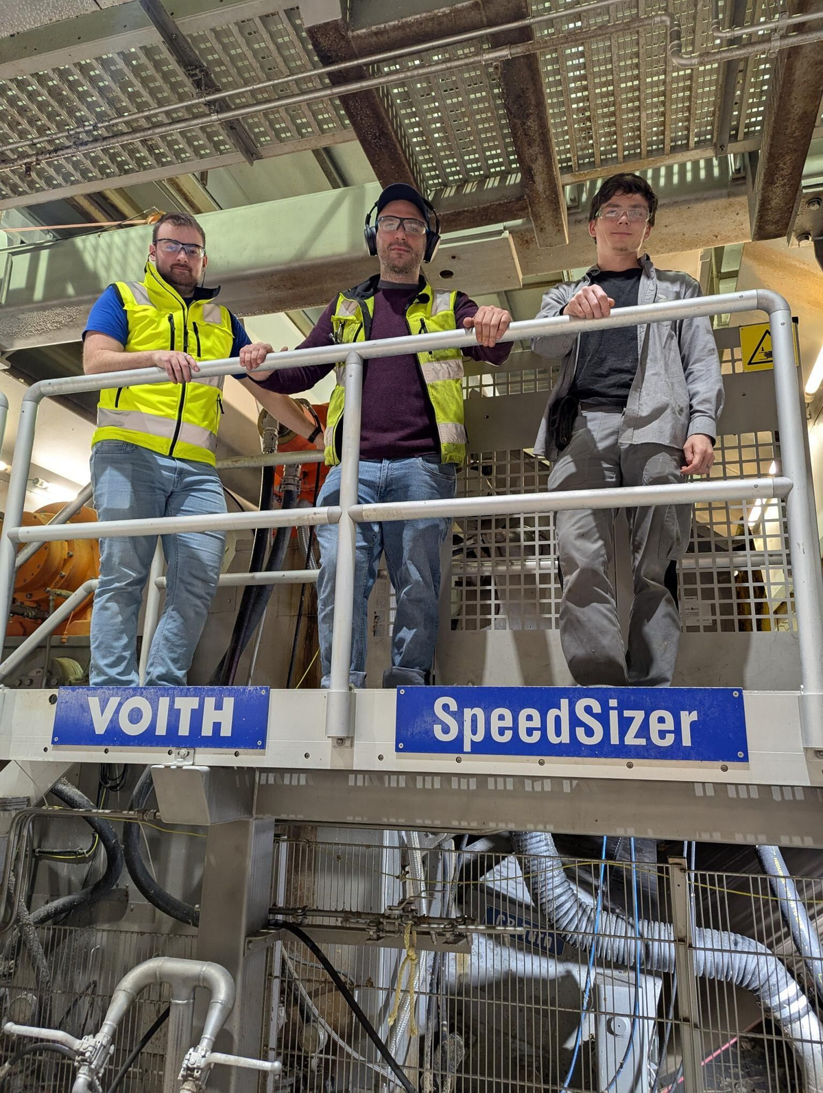 With the closed-loop control OnEfficiency.Strength, DS Smith has achieved an impressive stabilization of quality on the PM 1 at Witzenhausen. With the closed-loop control OnEfficiency.Strength, DS Smith has achieved an impressive stabilization of quality on the PM 1 at Witzenhausen.