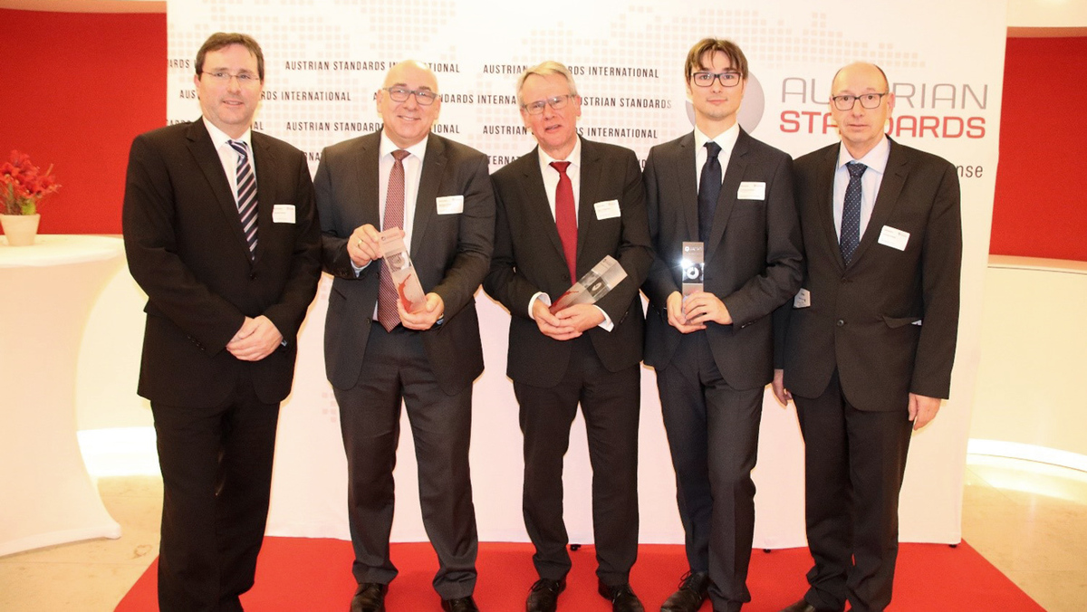 The award winners from Voith and Truetzschler The award winners from Voith and Truetzschler