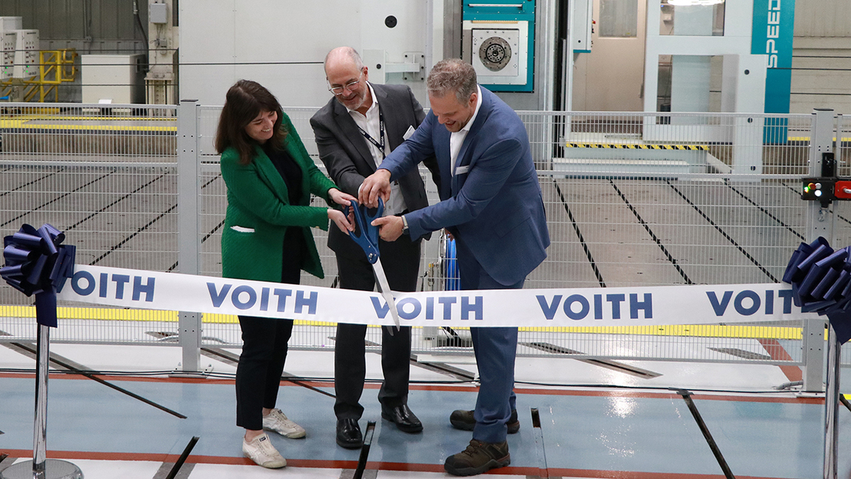 Voith Hydro recently unveiled its newest, multi-million dollar industrial-scale capital investment in American manufacturing with the addition of a 200-ton, 30-foot-tall PAMA Speedram 3000 horizontal boring mill (HBM) during a ribbon cutting ceremony at its York, Pa. manufacturing plant. The HBM is one of the most advanced machines of its type to be installed in North America and will be used to machine components that are crucial to the operations of North American hydropower facilities. (From left to right: Livia Shmavonian, Made in America, Director, Office of Management and Budget; Stanley Kocon, President & CEO, Voith Hydro North America; Michael Rendsburg, Chief Operating Officer, Voith Hydro) Voith Hydro recently unveiled its newest, multi-million dollar industrial-scale capital investment in American manufacturing with the addition of a 200-ton, 30-foot-tall PAMA Speedram 3000 horizontal boring mill (HBM) during a ribbon cutting ceremony at its York, Pa. manufacturing plant. The HBM is one of the most advanced machines of its type to be installed in North America and will be used to machine components that are crucial to the operations of North American hydropower facilities. (From left to right: Livia Shmavonian, Made in America, Director, Office of Management and Budget; Stanley Kocon, President & CEO, Voith Hydro North America; Michael Rendsburg, Chief Operating Officer, Voith Hydro)