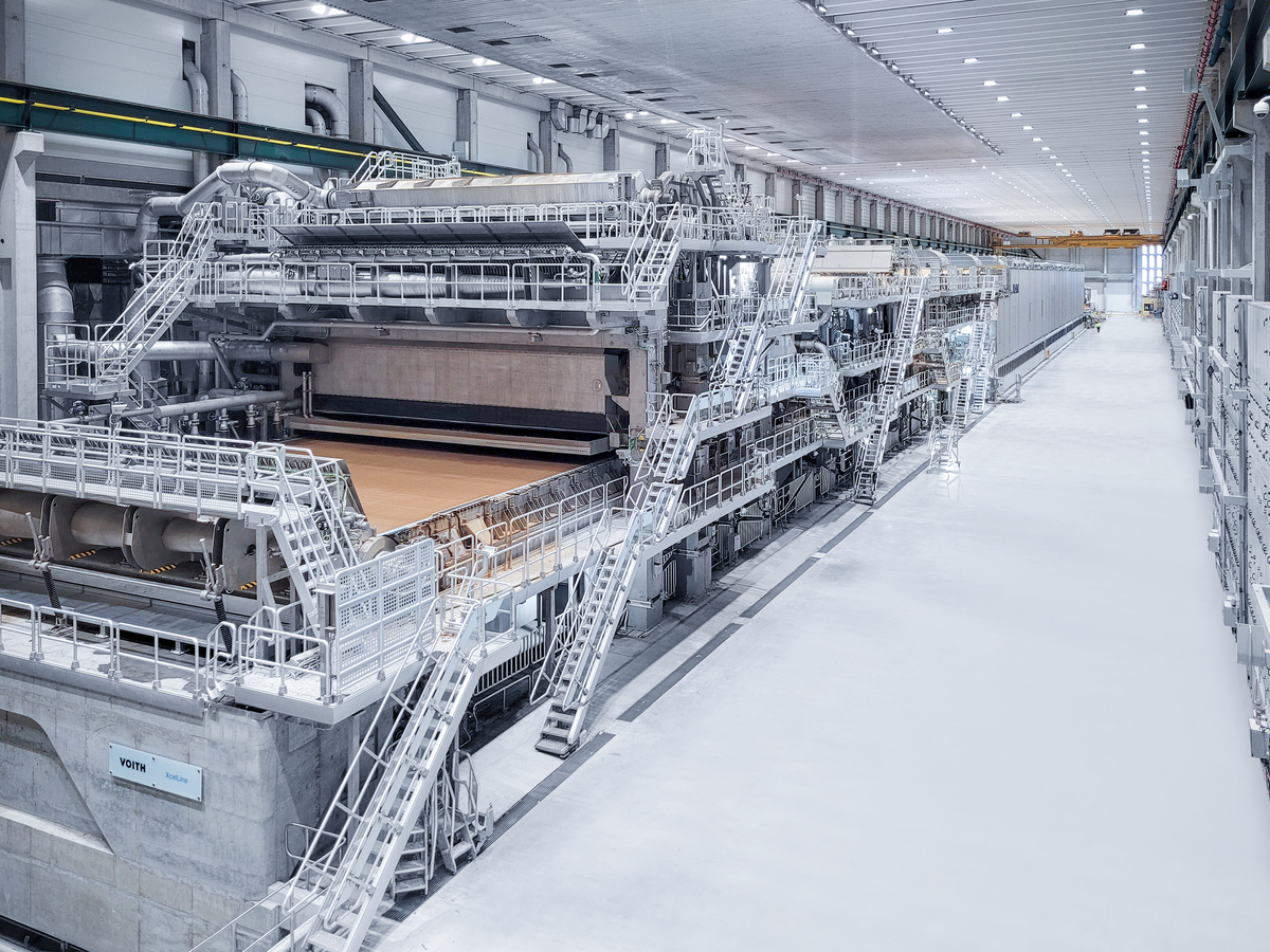 As the leading full-line supplier, Voith delivers the entire production line, including a comprehensive service, spare and wear parts package, as well as automation and digitalization solutions.